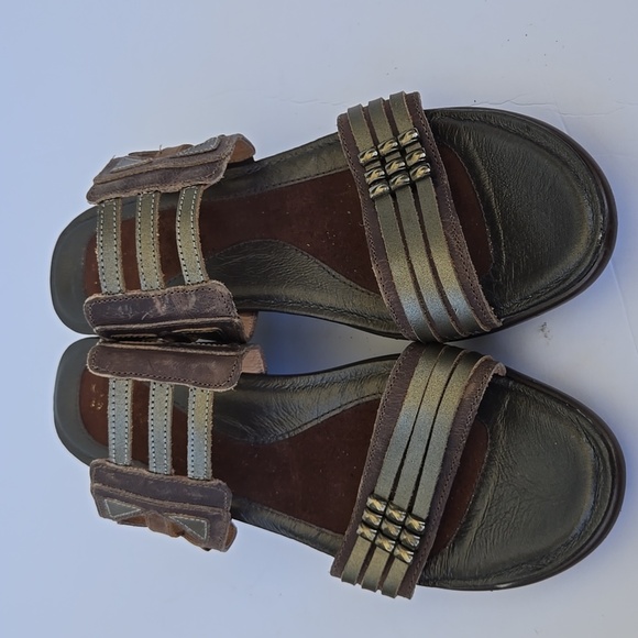NAOT Stylish Brown Women's Mule Sandals Size 41/9 - Picture 3 of 9